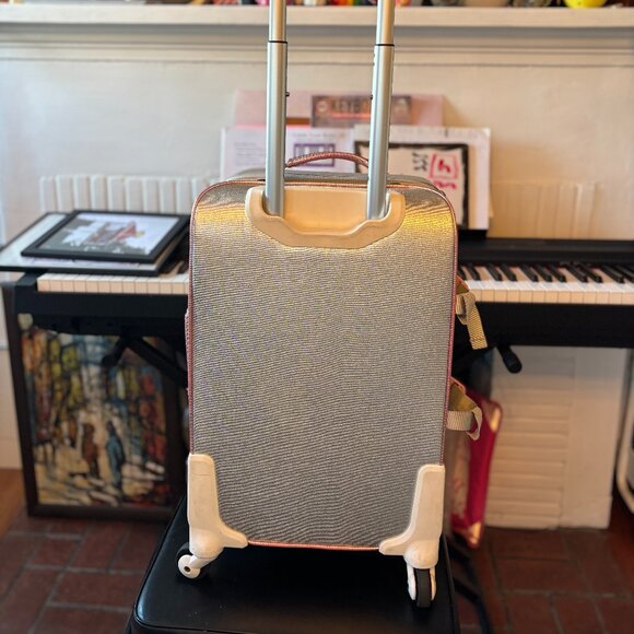 Gently Used: State-Logan Carry On - Picture 5 of 12